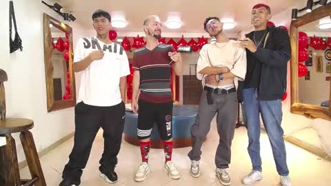 Snapshot of boschcz chatting on 02/14/25, 04:04 THOMAS AND DAMIAND online show from 02/14/25, 04:04