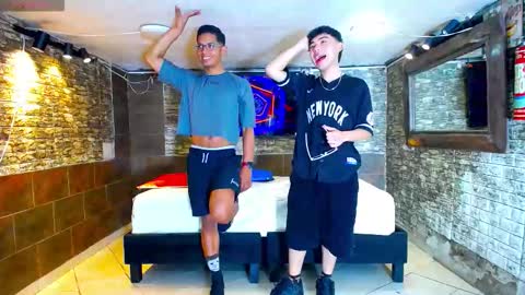 Snapshot of boschcz chatting on 09/13/25, 04:18 THOMAS AND DAMIAND online show from 09/13/25, 04:18