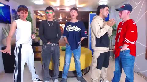 Snapshot of boschcz chatting on 10/08/25, 04:10 THOMAS AND DAMIAND online show from 10/08/25, 04:10