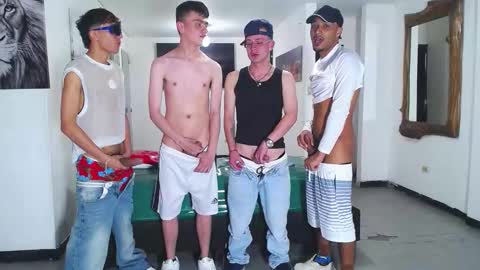 Snapshot of boschcz chatting on 11/01/25, 06:21 THOMAS AND DAMIAND online show from 11/01/25, 06:21