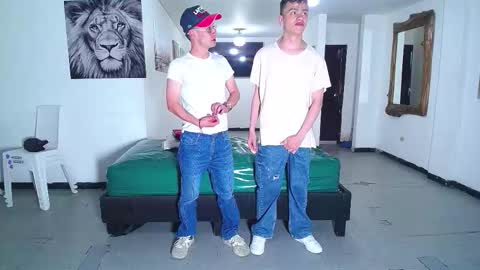 Snapshot of boschcz chatting on 11/02/25, 06:10 THOMAS AND DAMIAND online show from 11/02/25, 06:10