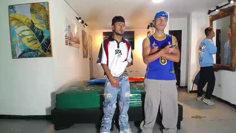 Snapshot of boschcz chatting on 11/18/25, 06:01 THOMAS AND DAMIAND online show from 11/18/25, 06:01