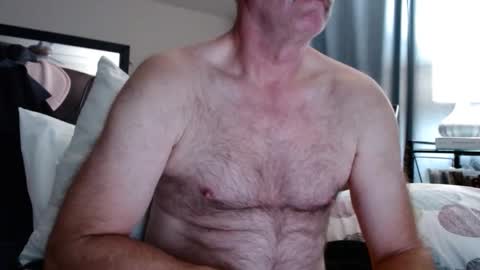 Snapshot of bose36 chatting on 12/04/24, 02:53 bose36 online show from 12/04/24, 02:53