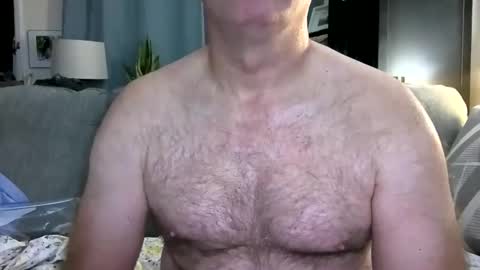 Snapshot of bose36 chatting on 10/18/25, 01:30 bose36 online show from 10/18/25, 01:30