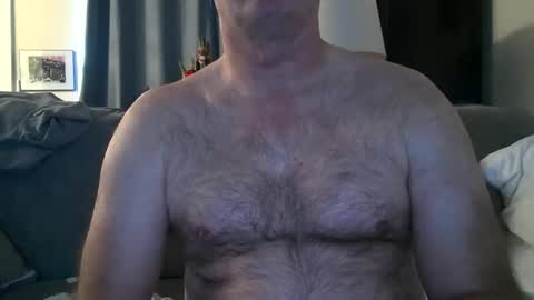 Snapshot of bose36 chatting on 11/22/25, 05:45 bose36 online show from 11/22/25, 05:45