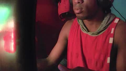 boss_playa98 online show from 10/26/25, 08:31