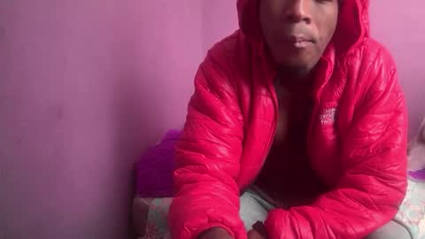 Snapshot of boss_playa98 chatting on 03/04/26, 04:35 boss_playa98 online show from 03/04/26, 04:35