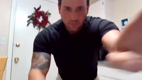 Snapshot of bosslife505050 chatting on 12/28/24, 10:25 The Italian Boss  online show from 12/28/24, 10:25