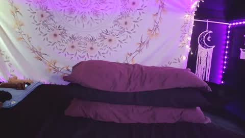 Snapshot of bossmomma chatting on 02/28/25, 08:50 BossMom online show from 02/28/25, 08:50