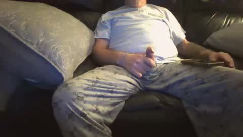 Snapshot of bostonguy1969 chatting on 12/30/24, 03:03 bostonguy1969 online show from 12/30/24, 03:03