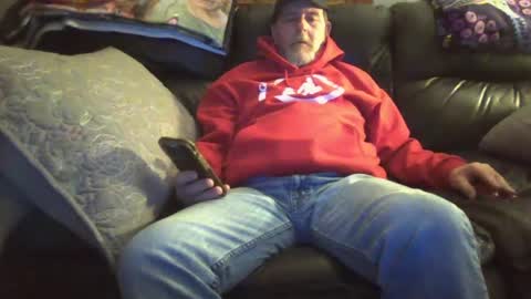 Snapshot of bostonguy1969 chatting on 02/11/25, 12:28 bostonguy1969 online show from 02/11/25, 12:28