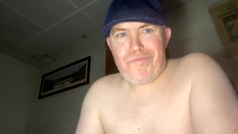 Snapshot of bostonirish45 chatting on 11/16/25, 09:15 bostonirish45 online show from 11/16/25, 09:15