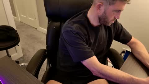 Snapshot of bostonmarine31 chatting on 01/13/25, 09:31 bostonmarine31 online show from 01/13/25, 09:31