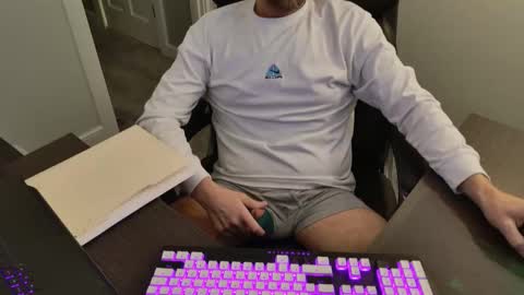 Snapshot of bostonmarine31 chatting on 02/17/25, 08:36 bostonmarine31 online show from 02/17/25, 08:36