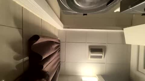 bostonuts online show from 11/05/25, 07:30