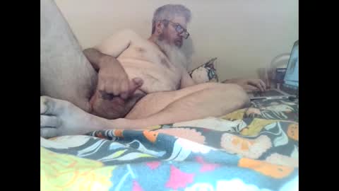 Snapshot of bottombitch44 chatting on 10/03/25, 03:31 bottombitch44 online show from 10/03/25, 03:31