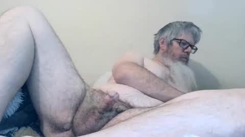 Snapshot of bottombitch44 chatting on 12/16/25, 09:42 bottombitch44 online show from 12/16/25, 09:42