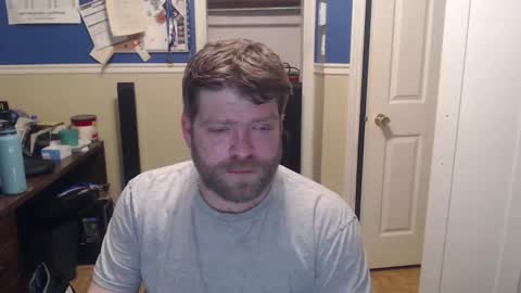 Snapshot of bouch1986 chatting on 04/06/26, 04:10 bouch1986 online show from 04/06/26, 04:10