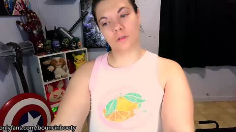 Snapshot of bouncinbooty chatting on 02/08/25, 05:18 Pumpkin Butt online show from 02/08/25, 05:18
