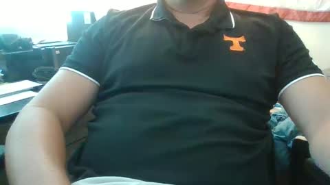 Snapshot of bourbonman144 chatting on 09/15/25, 07:25 bourbonman144 online show from 09/15/25, 07:25