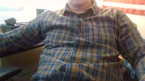 Snapshot of bourbonman144 chatting on 02/17/26, 09:43 bourbonman144 online show from 02/17/26, 09:43