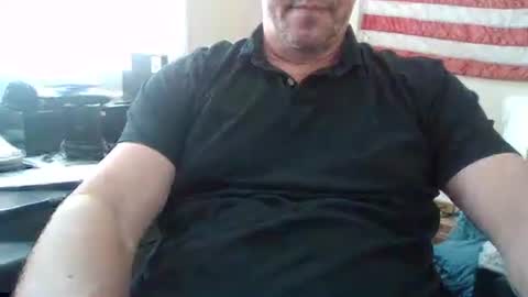 Snapshot of bourbonman144 chatting on 05/08/26, 10:04 bourbonman144 online show from 05/08/26, 10:04