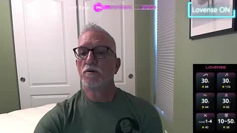 Snapshot of boxerunderwear chatting on 02/09/26, 09:52 Kev online show from 02/09/26, 09:52