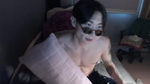 Snapshot of boxman556990 chatting on 02/14/25, 12:41 boxman556990 online show from 02/14/25, 12:41