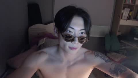 Snapshot of boxman556990 chatting on 03/09/25, 07:59 boxman556990 online show from 03/09/25, 07:59