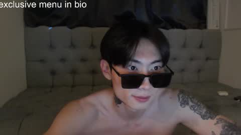 Snapshot of boxman556990 chatting on 11/23/25, 10:37 boxman556990 online show from 11/23/25, 10:37