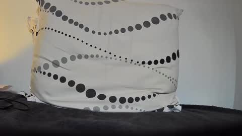 Snapshot of boy3911 chatting on 12/21/24, 07:38 boy3911 online show from 12/21/24, 07:38