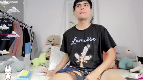 Snapshot of boy_andy__ chatting on 02/09/25, 03:12 Aaron online show from 02/09/25, 03:12