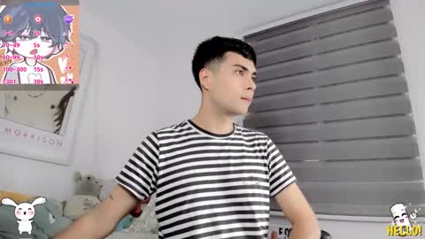 Snapshot of boy_andy__ chatting on 11/18/25, 07:18 Aaron online show from 11/18/25, 07:18