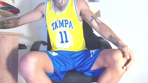 Snapshot of boy_master5 chatting on 02/22/25, 10:51 boy_master5 online show from 02/22/25, 10:51