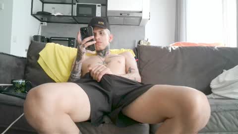 boy_master5 online show from 06/28/26, 08:42