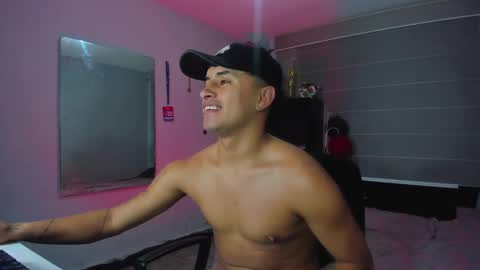 Snapshot of boy_nauthy chatting on 01/16/25, 02:19 boy_nauthy online show from 01/16/25, 02:19