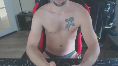 Snapshot of boy_t0y89 chatting on 02/07/25, 11:23 boy_t0y89 online show from 02/07/25, 11:23