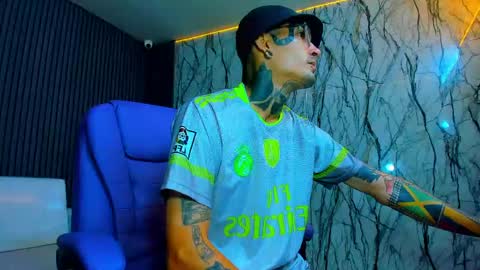 Snapshot of boy_tatto77 chatting on 03/18/26, 12:52 boy_tatto77 online show from 03/18/26, 12:52