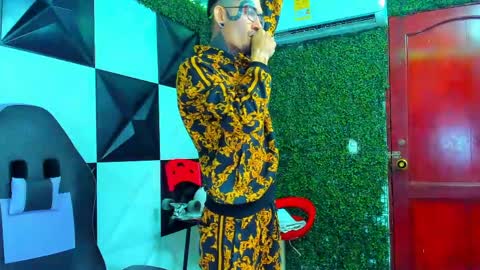 Snapshot of boy_tatto77 chatting on 04/19/26, 05:34 boy_tatto77 online show from 04/19/26, 05:34