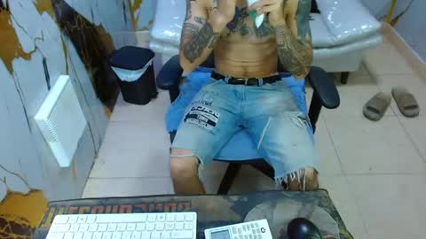 Snapshot of boy_tatto77 chatting on 05/31/26, 12:12 boy_tatto77 online show from 05/31/26, 12:12