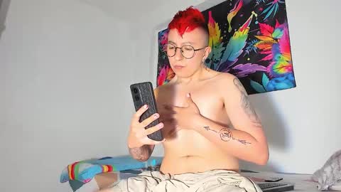 Edward ftm trans queerslave online show from 12/21/25, 03:02