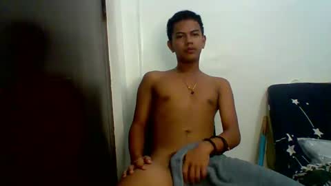 boyax16 online show from 12/10/24, 08:40