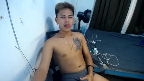 boyax16 online show from 02/03/25, 08:35