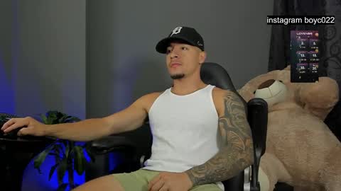 Snapshot of boyc02_ chatting on 02/10/25, 11:13 boyc02_ online show from 02/10/25, 11:13