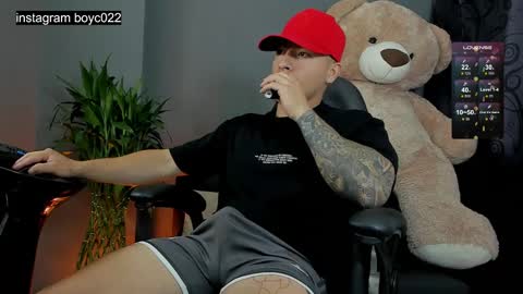 Snapshot of boyc02_ chatting on 03/08/25, 10:56 boyc02_ online show from 03/08/25, 10:56