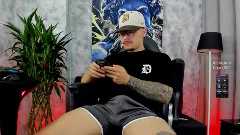 Snapshot of boyc02_ chatting on 09/11/25, 02:28 boyc02_ online show from 09/11/25, 02:28