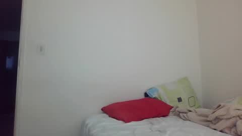 Snapshot of boycock777 chatting on 03/12/25, 07:38 Tommy - OnFns  tommy  874 online show from 03/12/25, 07:38