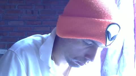 Boy online show from 01/11/26, 02:55