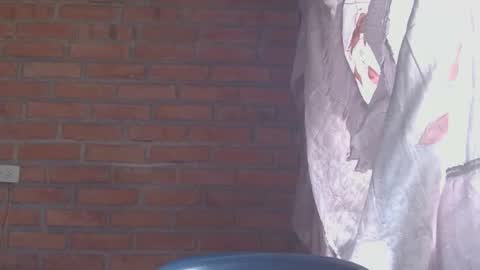 Boy online show from 03/19/26, 04:00