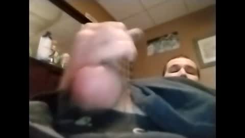 Snapshot of boyer6135 chatting on 12/22/25, 11:18 boyer6135 online show from 12/22/25, 11:18